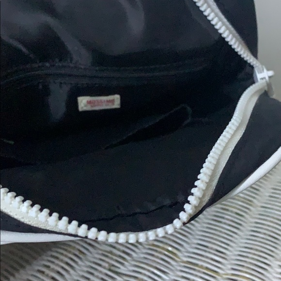 Mossimo mini back pack - Picture 3 of 3